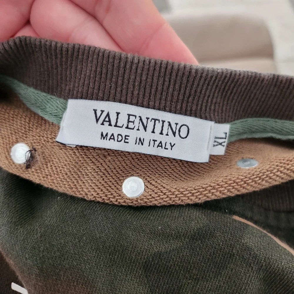 Valentino Sweatshirt size XL